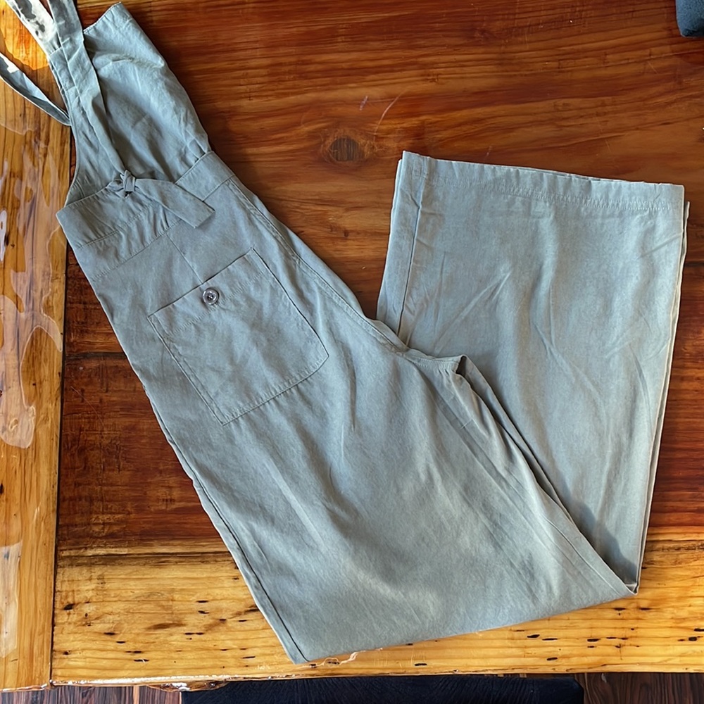 LISTICLE Overalls